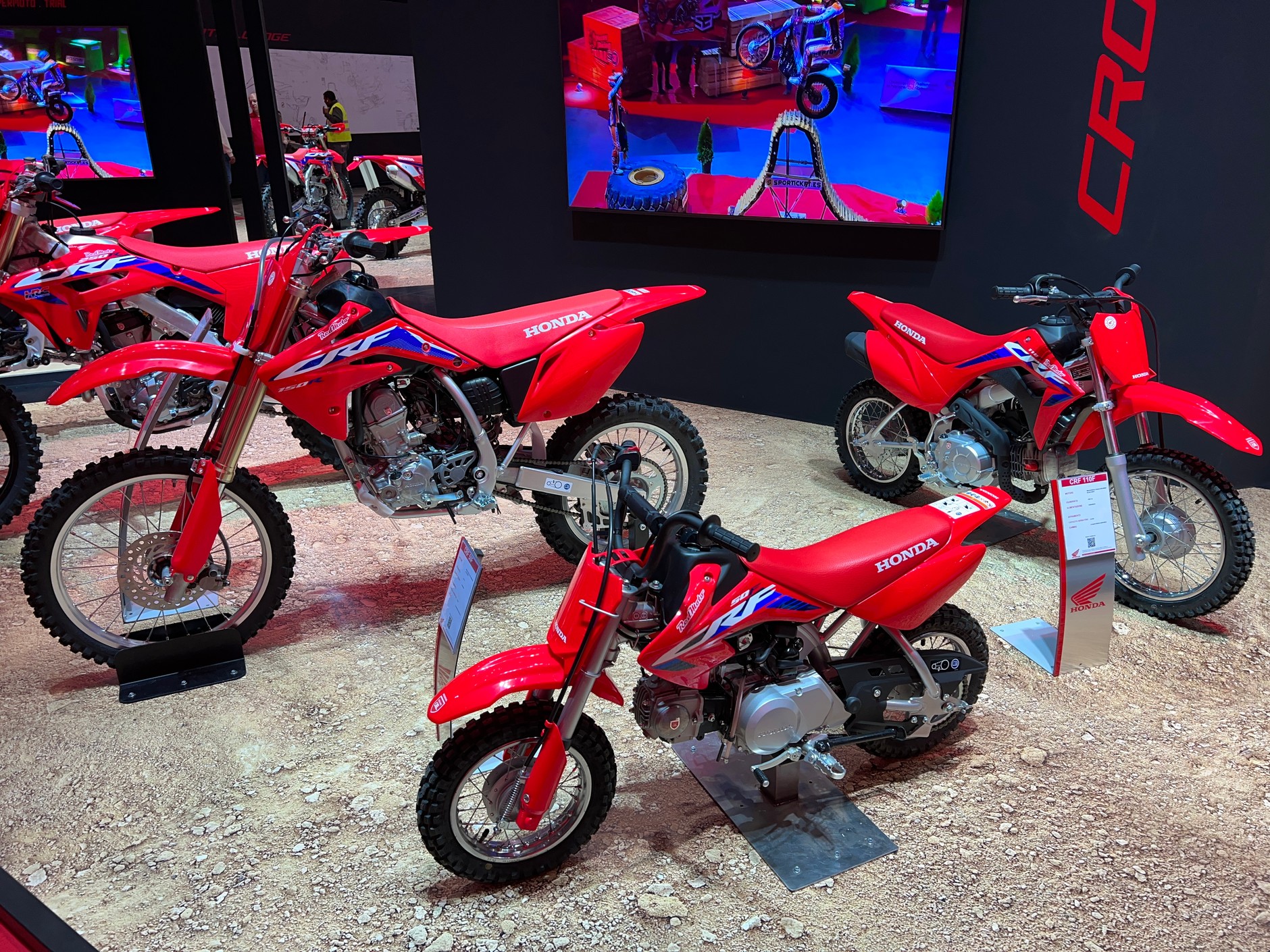 Wystawa motocyklowa EICMA 23