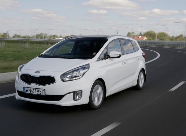 Kia Carens - czy to idealne auto rodzinne?