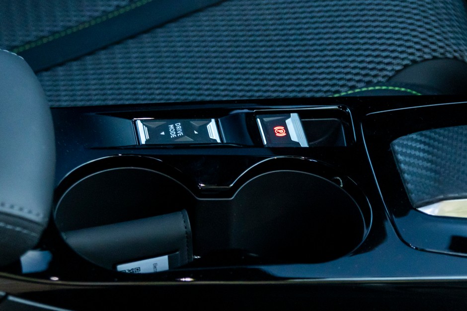 2024 Peugeot E-208