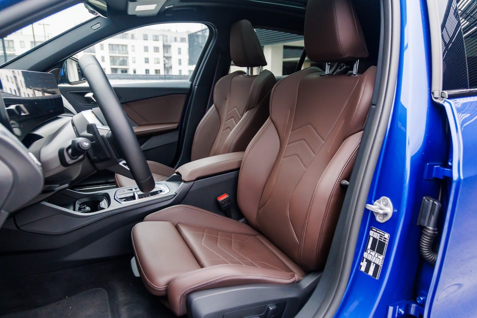2025 BMW 120