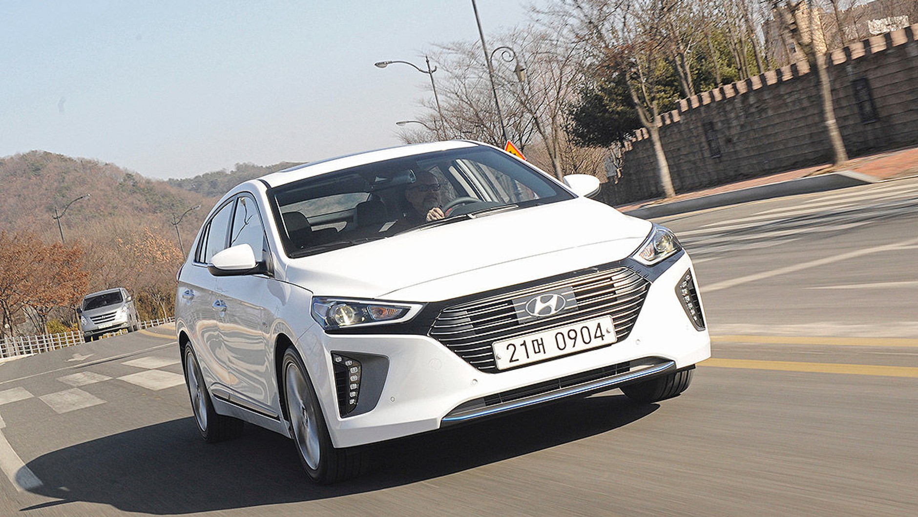 Hyundai Ioniq HEV