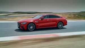 Pierwsza hybryda od AMG. Spokojnie, pod maską siedzi V8 