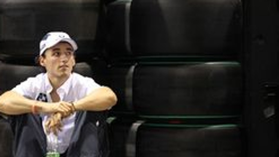 Robert Kubica: niepewny swojej przyszłości, bo nie ma gwarancji stablizacji - Toyota, Renault czy Williams?
