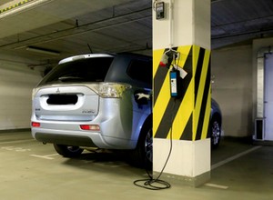 Norwegia zakazała ładowania elektryków w ten sposób. Chodzi o bezpieczeństwo