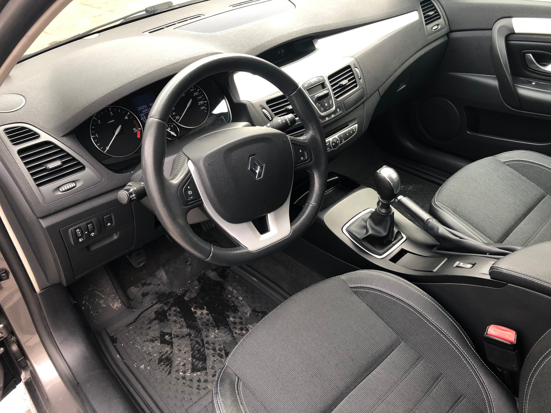 Auto z ogłoszenia: Renault Laguna III 2.0 dCi