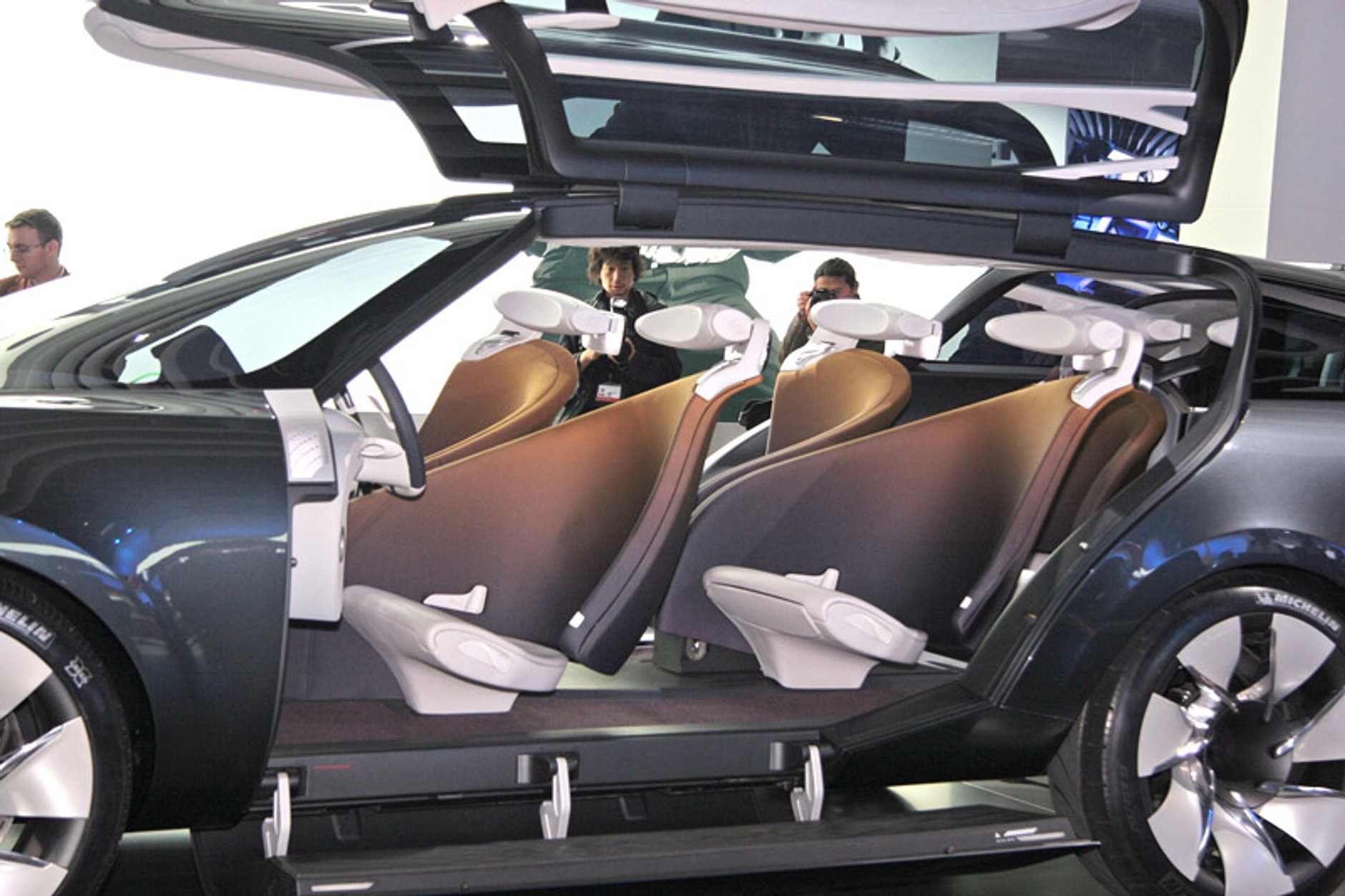 Terminy salonów samochodowych w 2009 roku