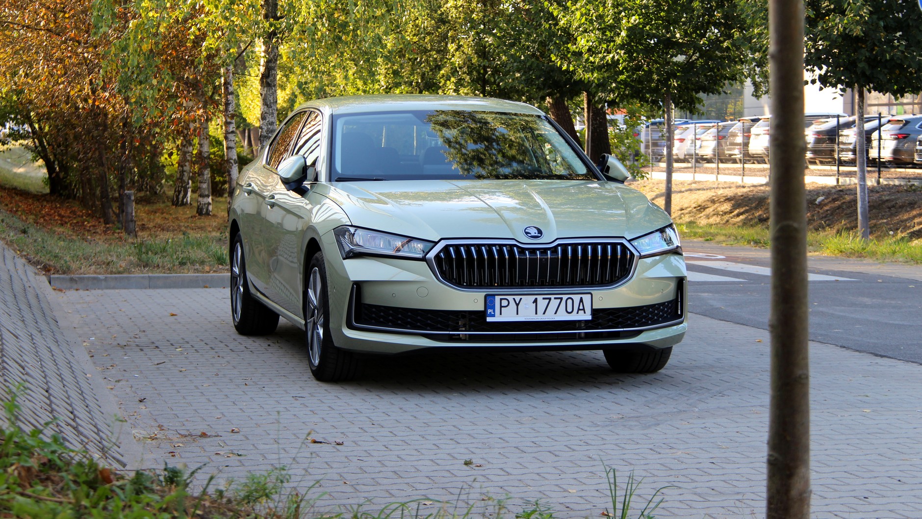 Skoda Superb 1.5 TSI m-HEV Selection