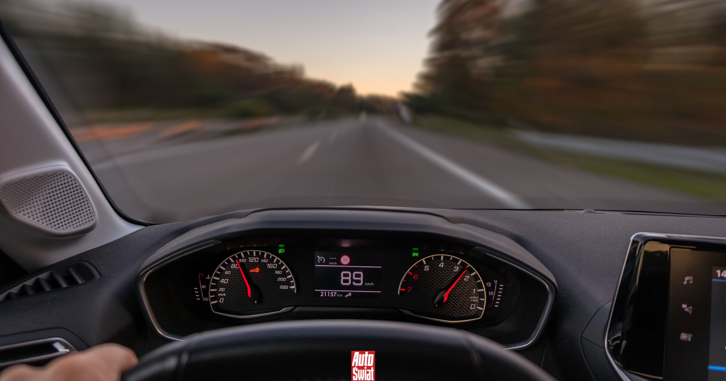 Każdy kierowca powinien znać te pojęcia. Czy uzyskasz wynik 10/10?