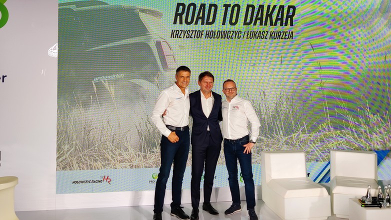 Konferencja prasowa Krzysztofa Hołowczyca, Jarosława Peczki i Łukasza Kurzei