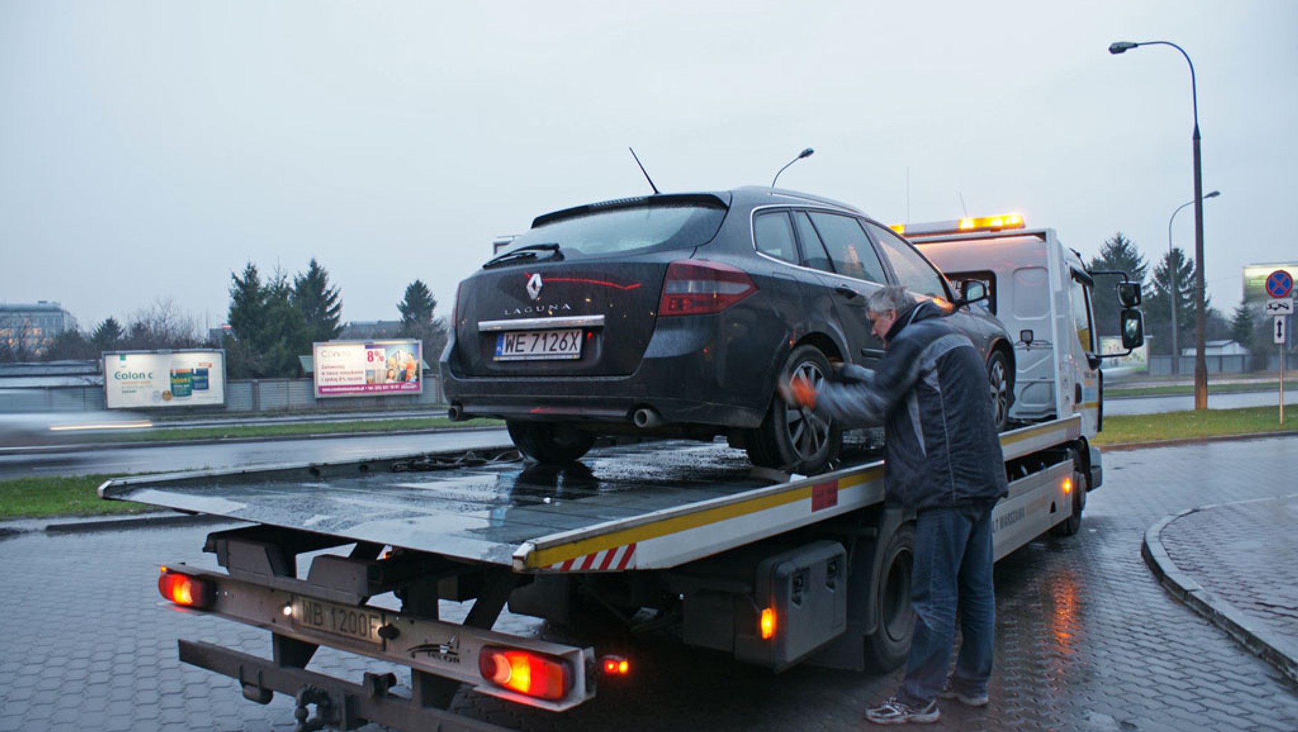 Benzyniak zatankowany olejem napędowym zwykle już po chwili gaśnie