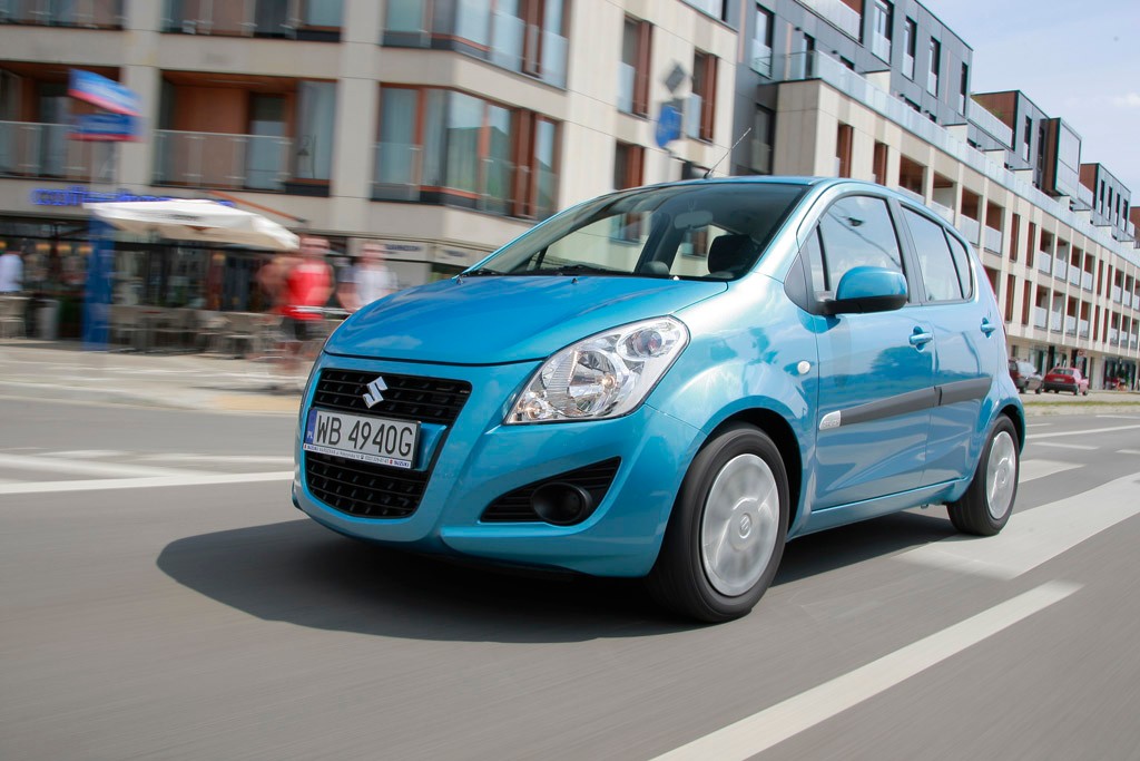 W mieście receptą an ekonomiczną jazdę jest unikanie gwałtownego przyspieszania i hamowania