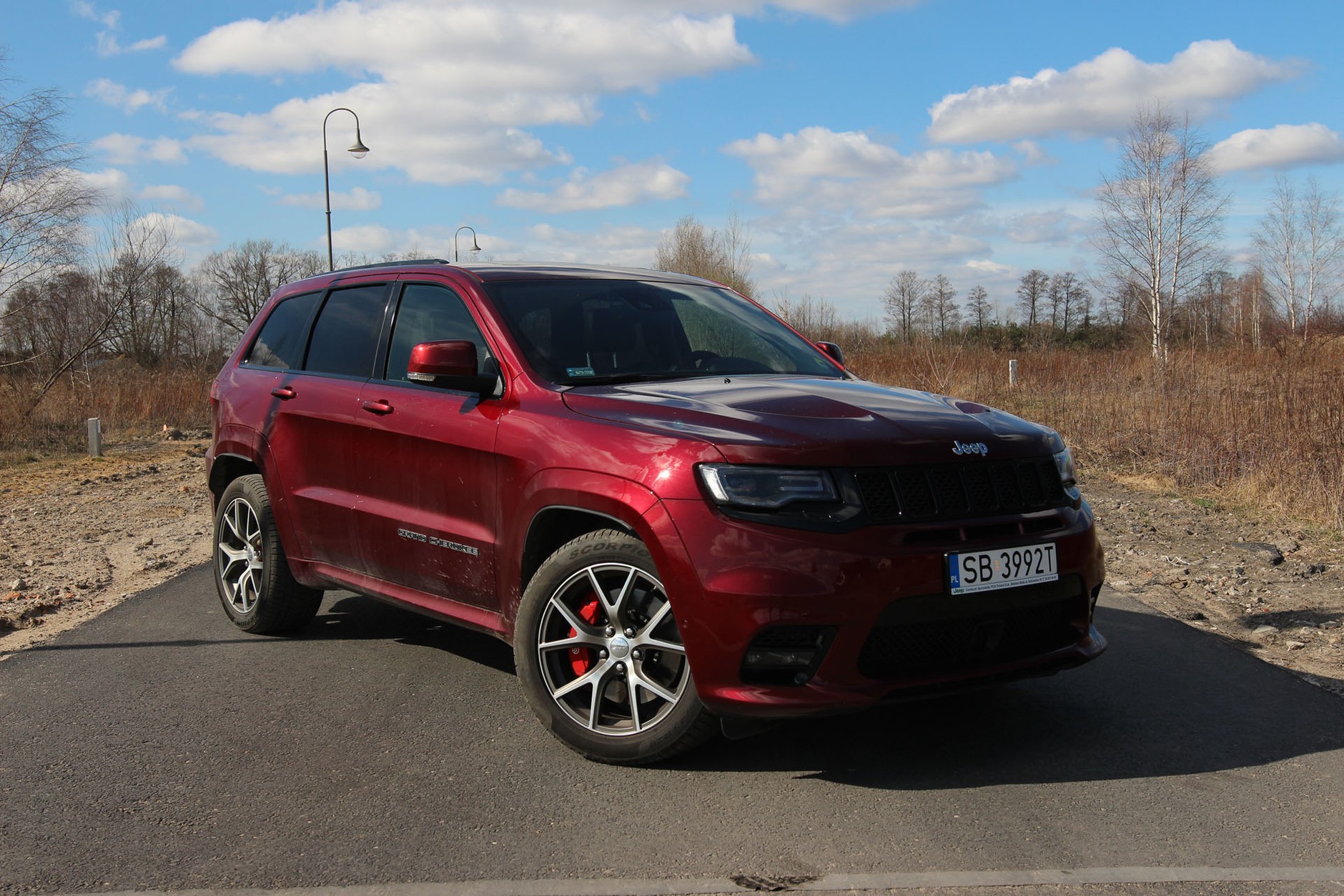 Jeep Grand Cherokee SRT – SUV jakich mało