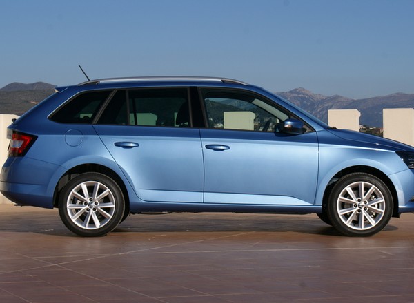 Skoda Fabia Combi - małe auto z dużym wnętrzem (pierwsza jazda)