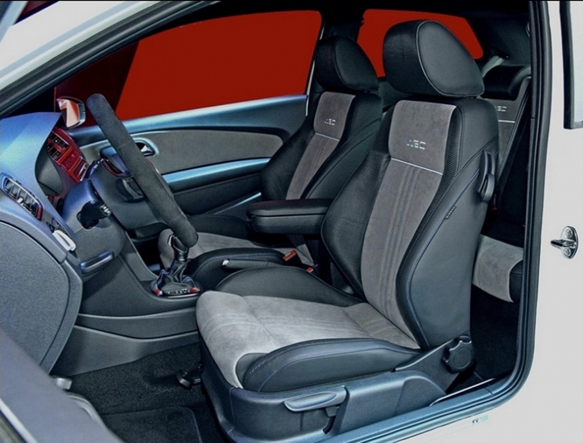 VW Polo R WRC Street z silnikiem 2.0 TSI