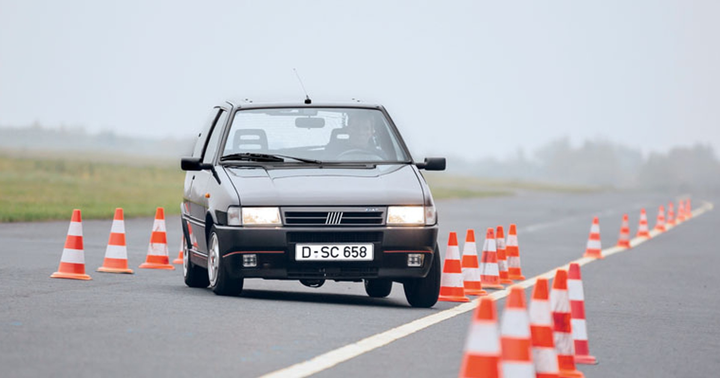 Fiat Uno Turbo - bardzo szybki Fiat