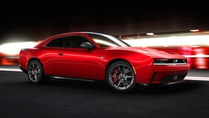 Nowy Dodge Charger już oficjalnie. Są dwie wersje. Żadna nie ma pod maską V8