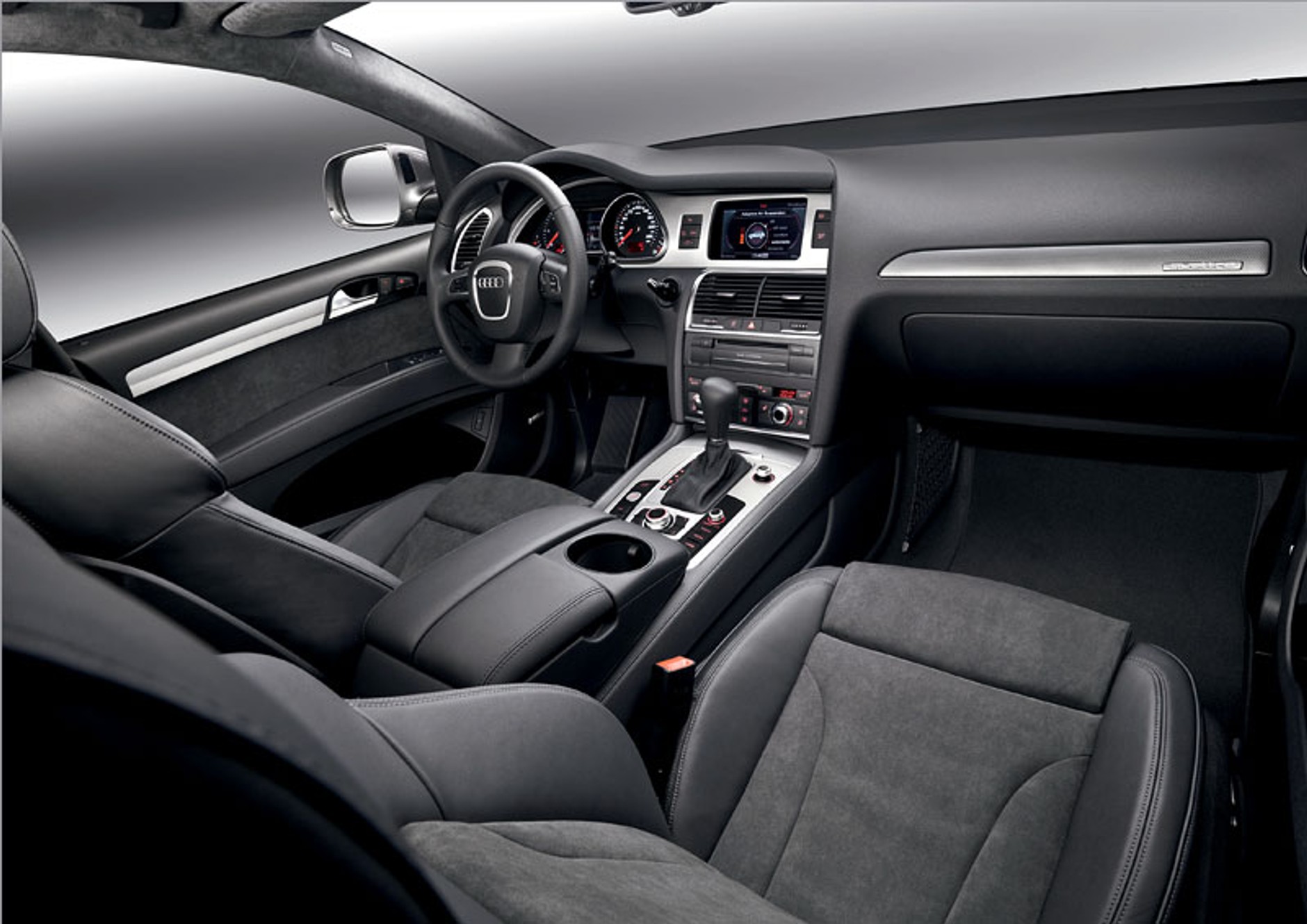 Audi Q7: facelifting i mniejsze zużycia paliwa (fotogaleria)