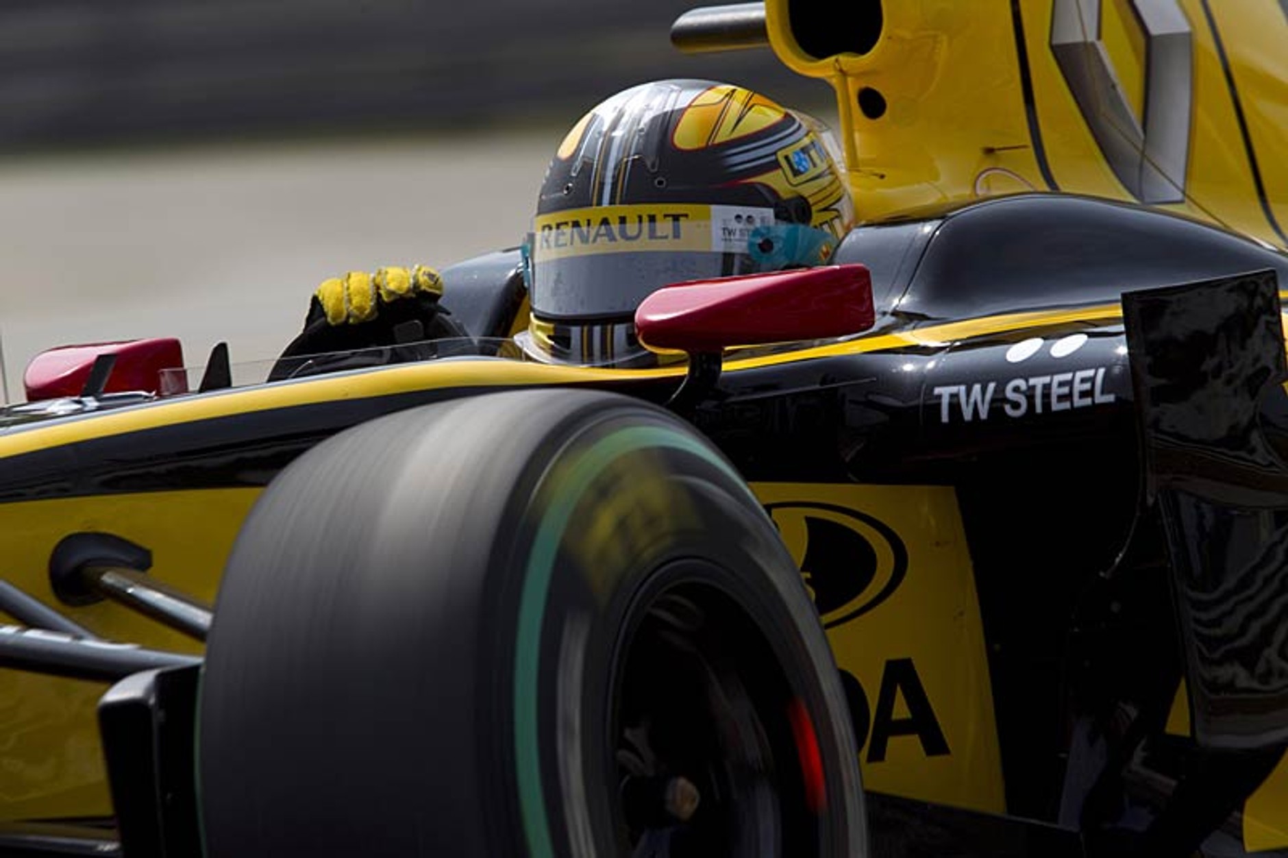 Grand Prix Węgier 2010: fruwające koła, niedościgniony Webber, niepowodzenie Kubicy (relacja, wyniki)