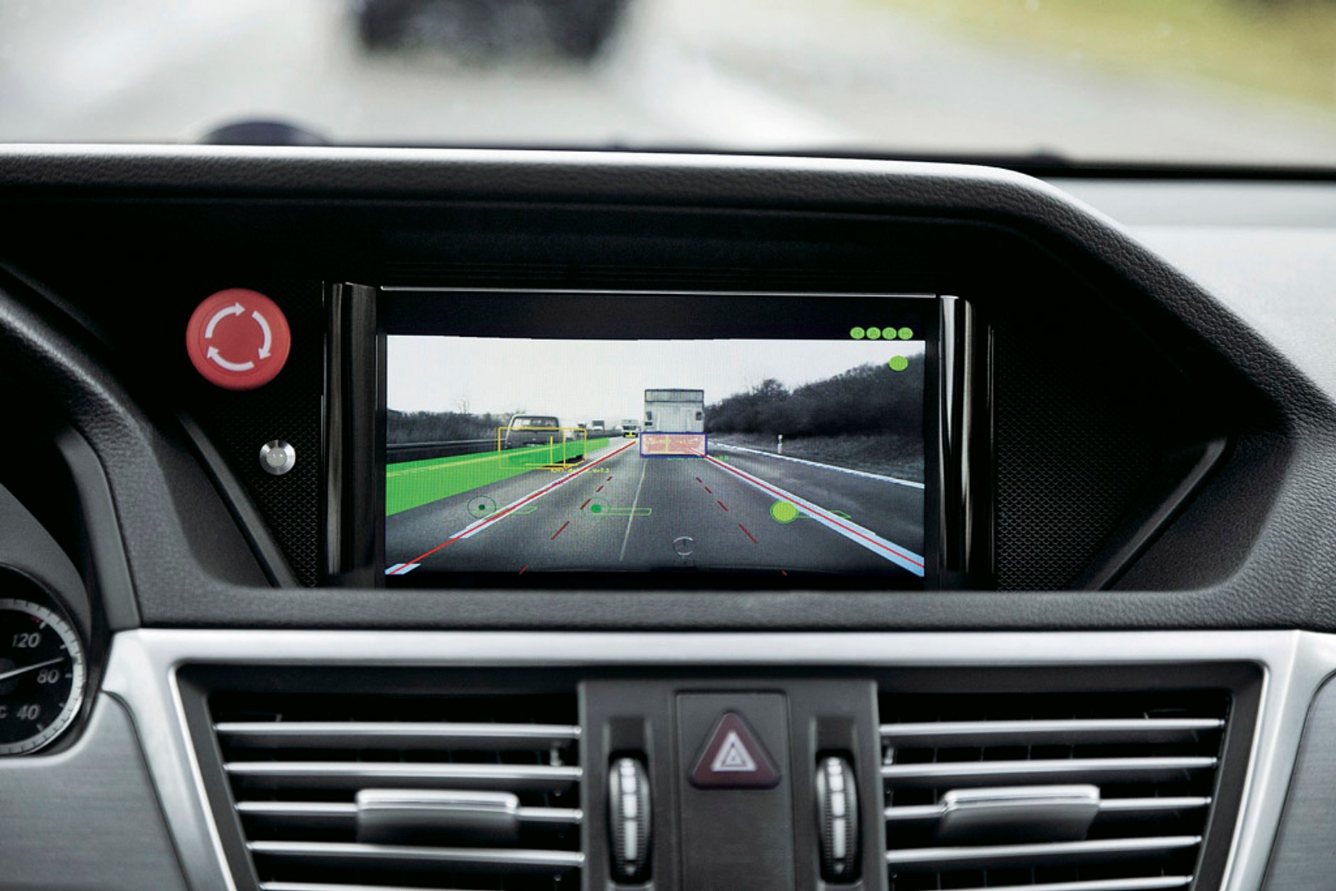 Jak jeździ nowy Mercedes klasy E?