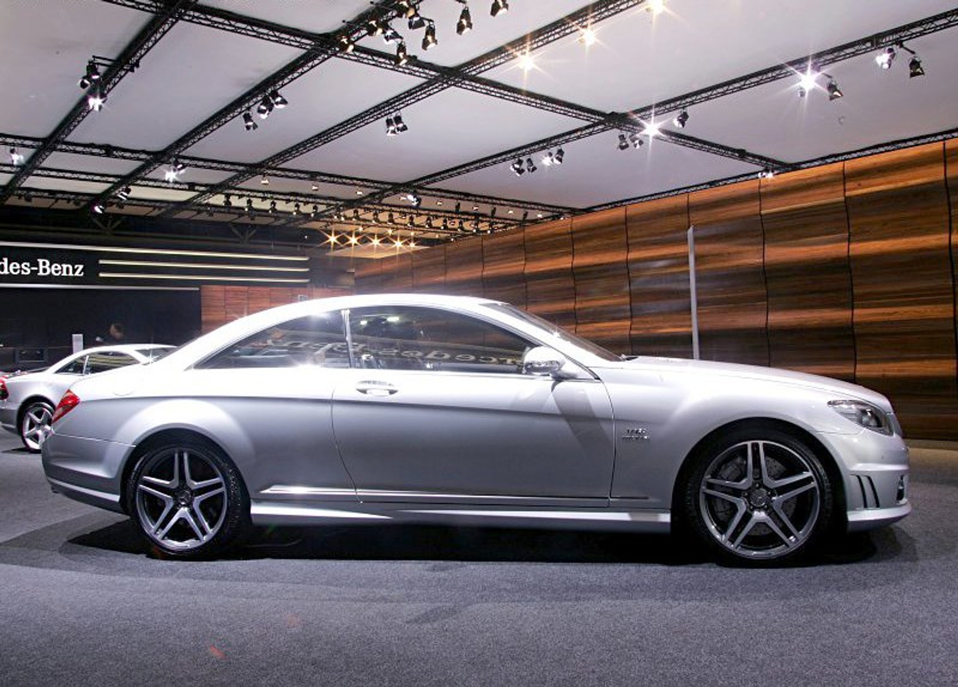 Mercedes-Benz CL 65 AMG: luksus połączony z prędkością