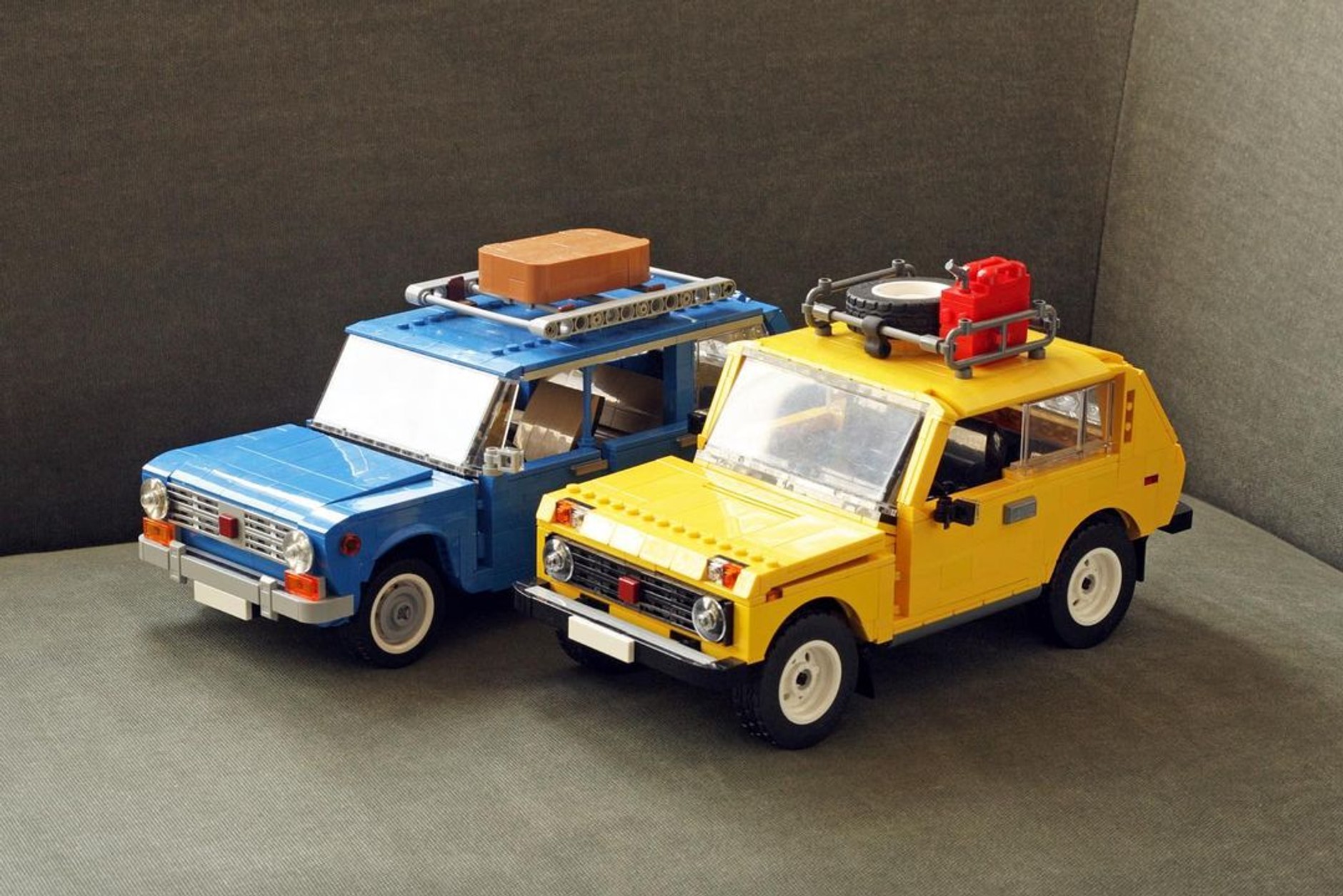 Łada 1200 Kombi / VAZ-2102 oraz Łada Niva / VAZ-2121