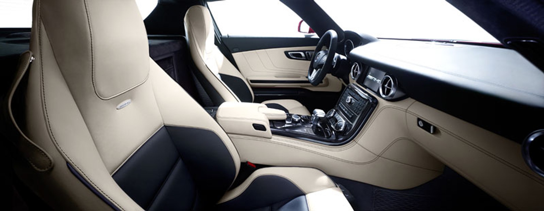 Mercedes-Benz SLS: już do kupienia za 725 tys. zł