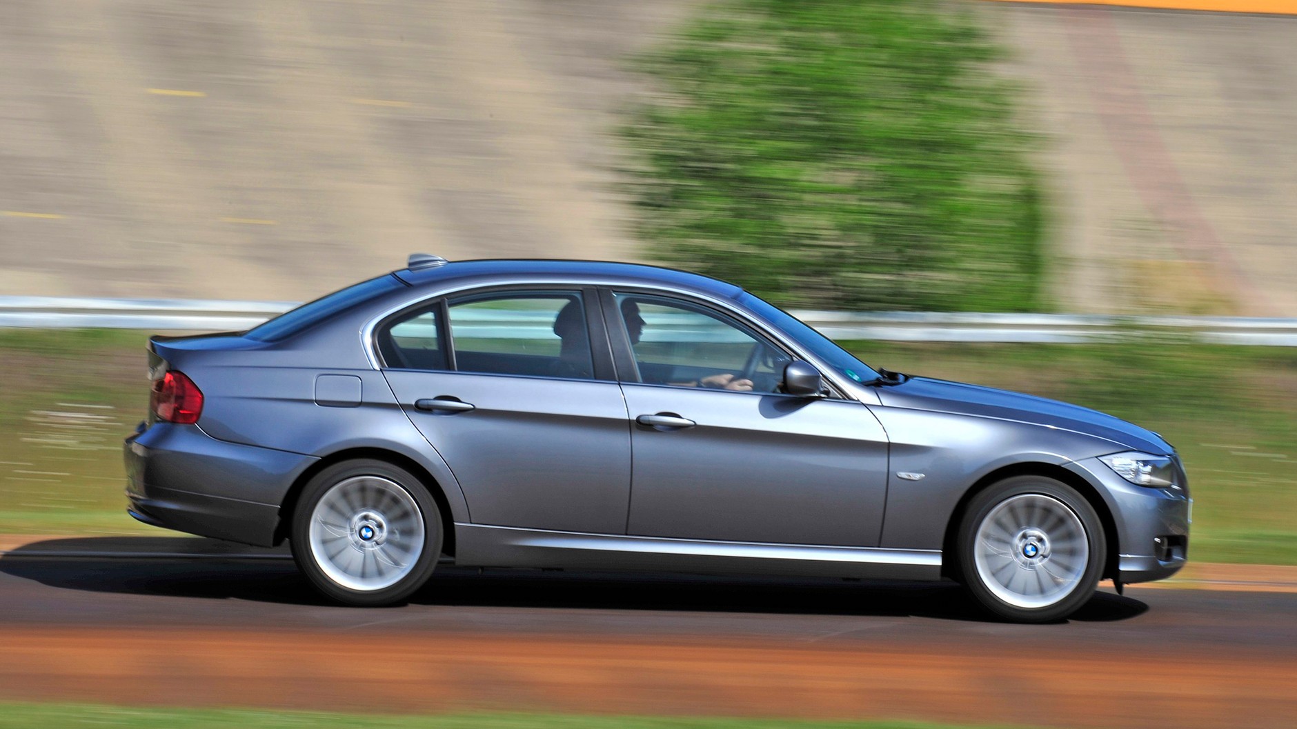 6. BMW serii 3 E90-91 (2005-13) - od 22 500 zł