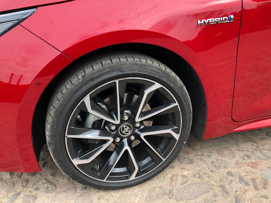 Toyota Corolla Hybrid Dynamic Force