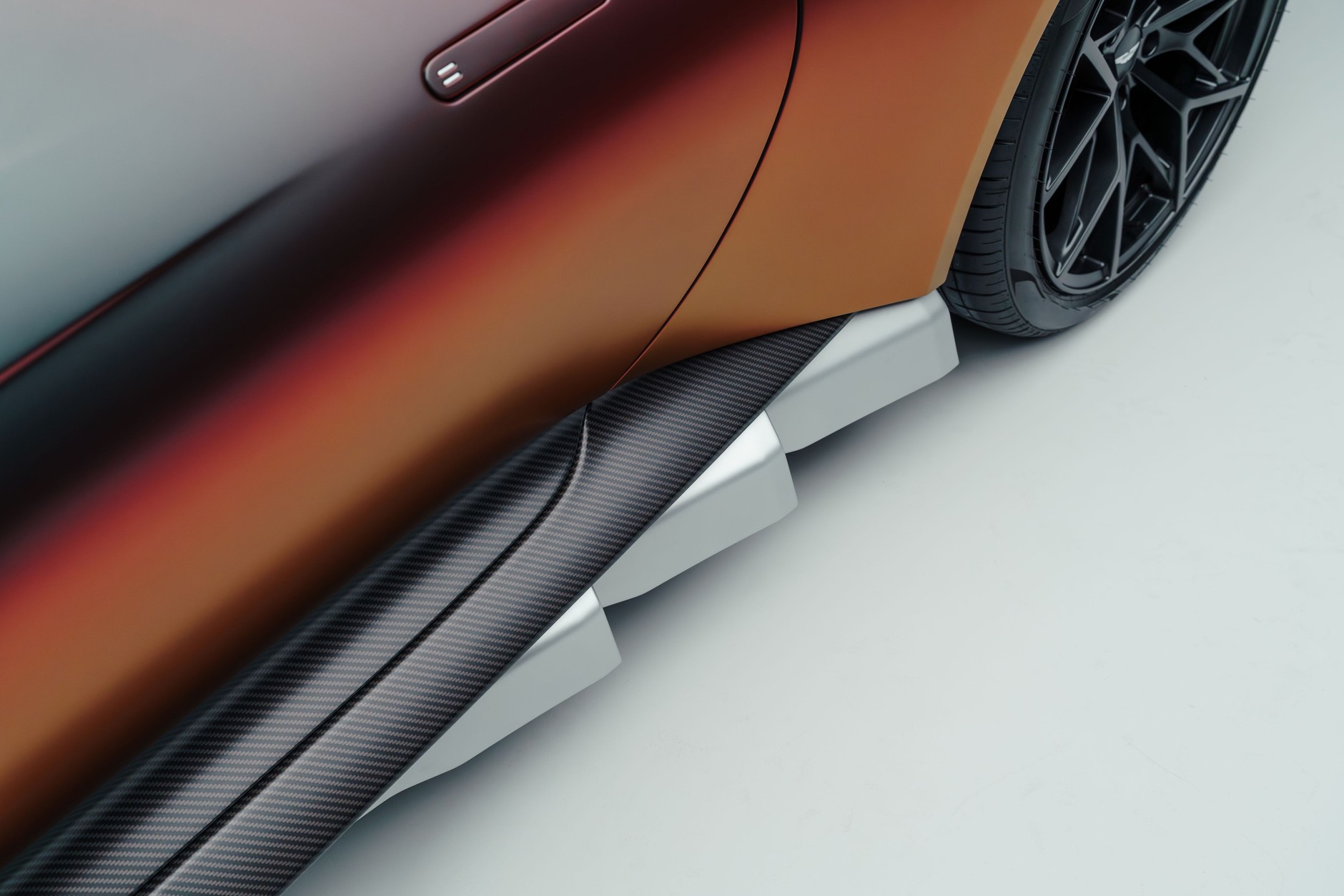 Aston Martin Valen 2026