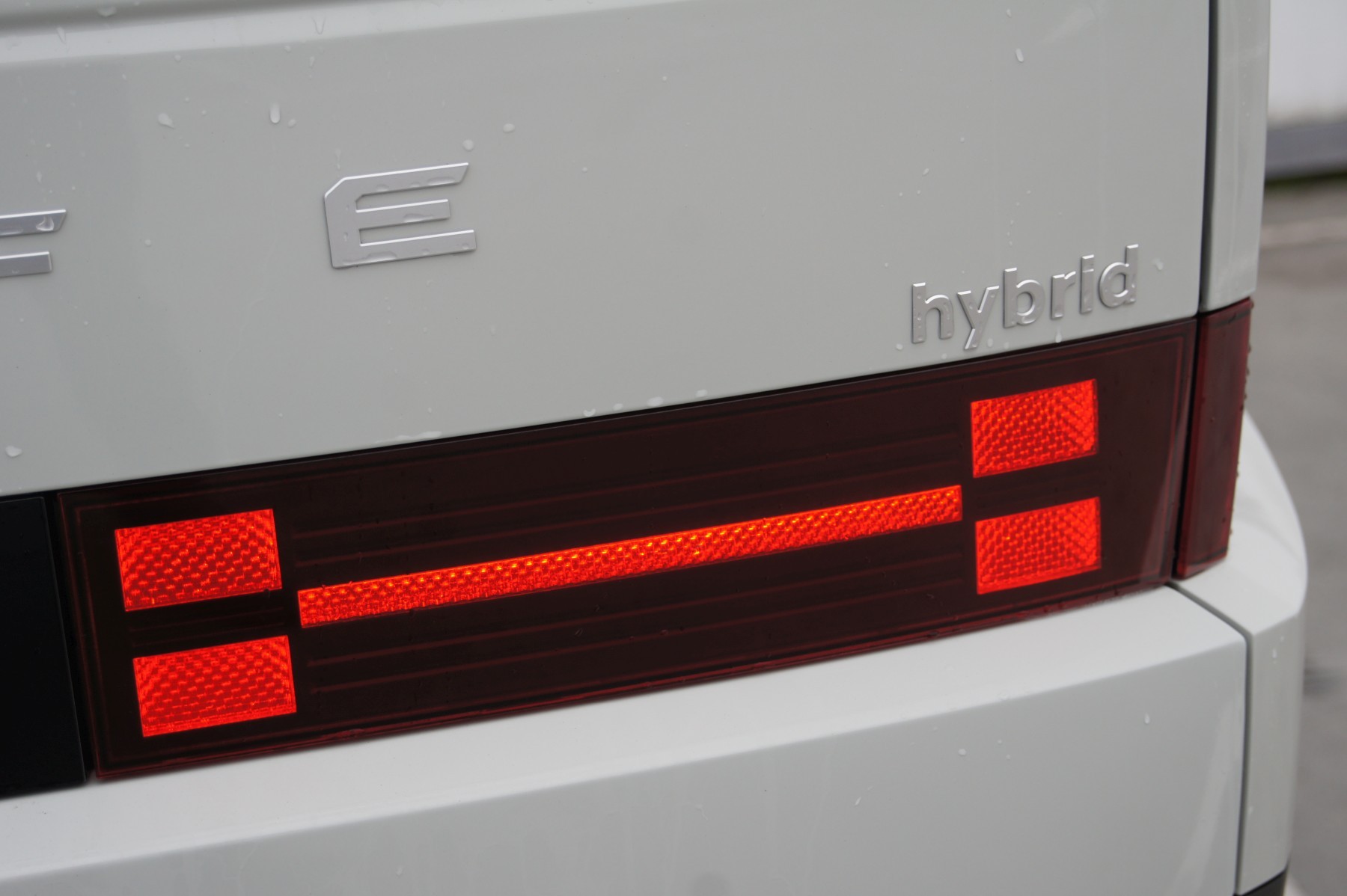 Hyundai Santa Fe Hybrid