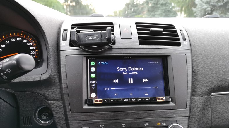 Radio 2DIN w samochodzie