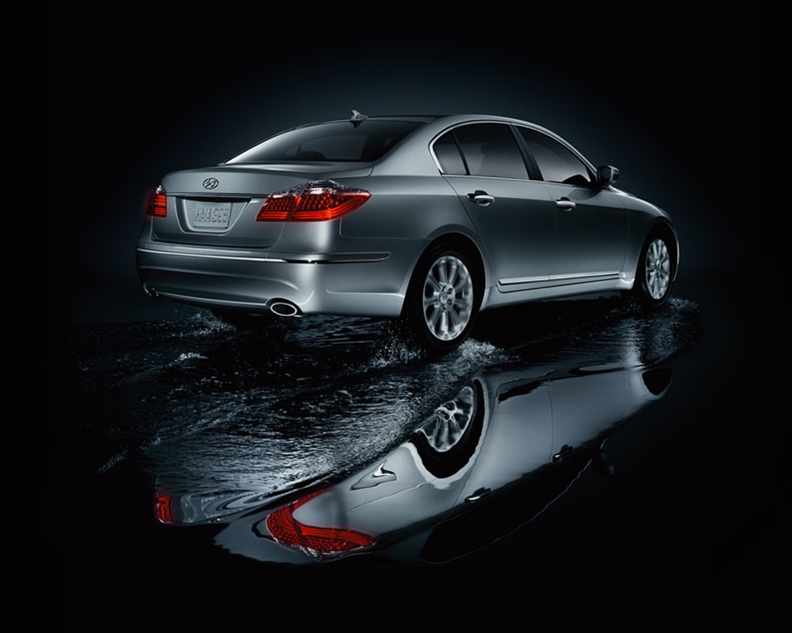 Detroit 2008: Hyundai Genesis - koreański flagowiec dopływa (oficjalne informacje)