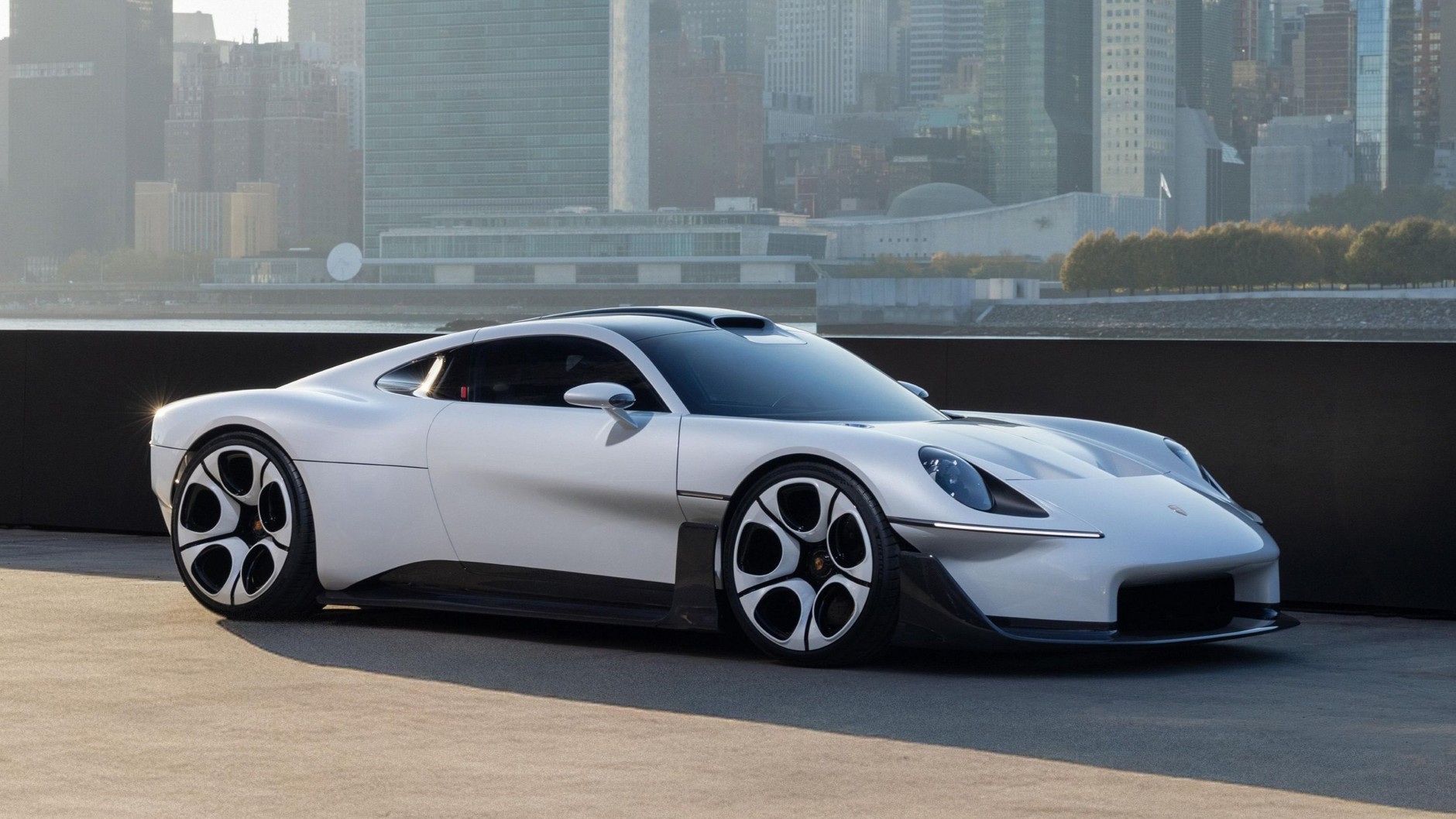 Porsche Mission S