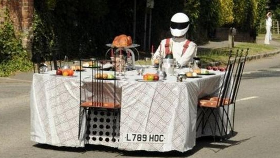 Stół, którym wybierzesz się na przejażdżkę