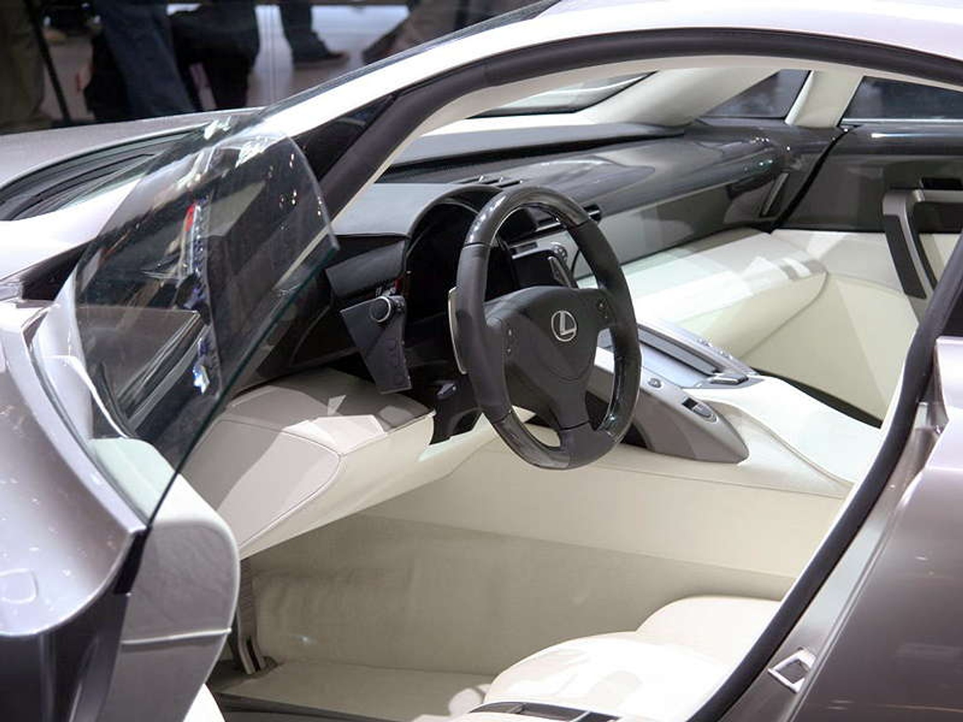 Tokio Motor Show 2007: druga tokijska fotogaleria nowości i prototypów (wideo)