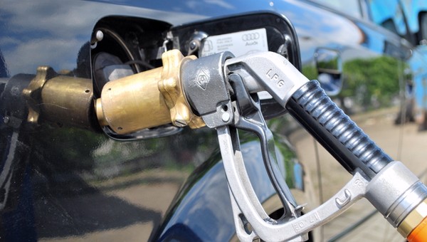 Obowiązkowe tabliczki dla aut z LPG. Jeśli jej nie masz, nie przejdziesz przeglądu