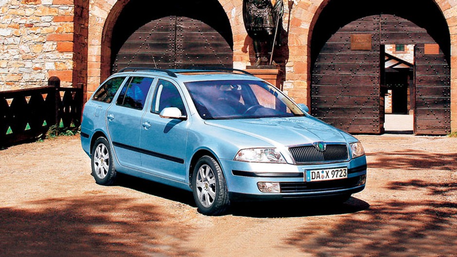 Skoda Octavia II Combi 1.6 FSI - Solidne kombi z Czech