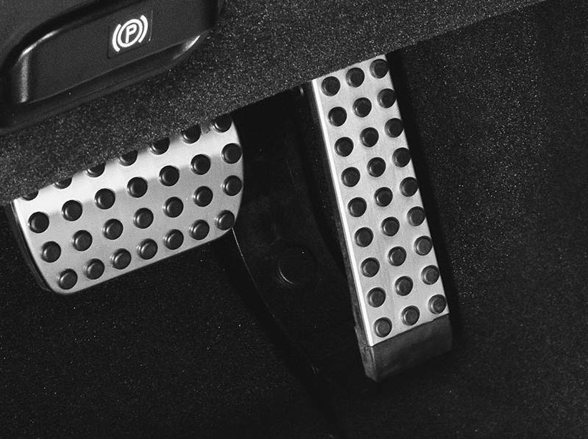 Nowy 8-cylindrowy silnik w Mercedesie-Benz CLK 500