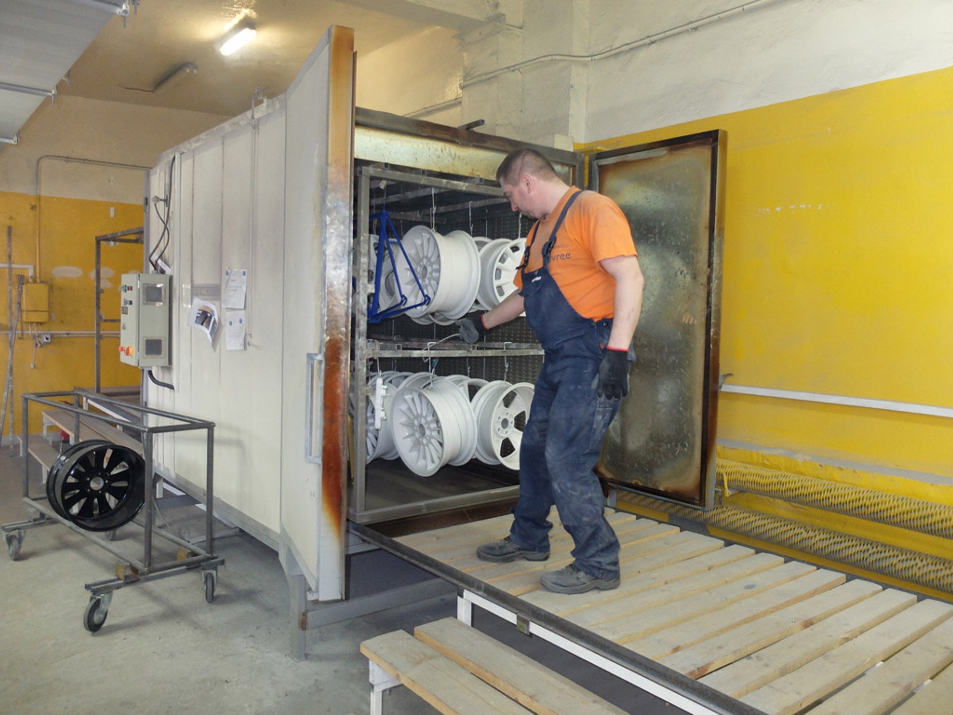 Renowacja felg - czy używana obręcz może wyglądac jak nowa?