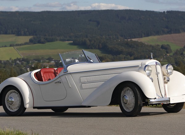 300 klasyków na Zamku Topacz: MotoClassic Wrocław 2014