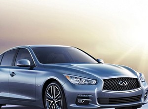 Carlos Ghosn chciał zlikwidować markę Infiniti