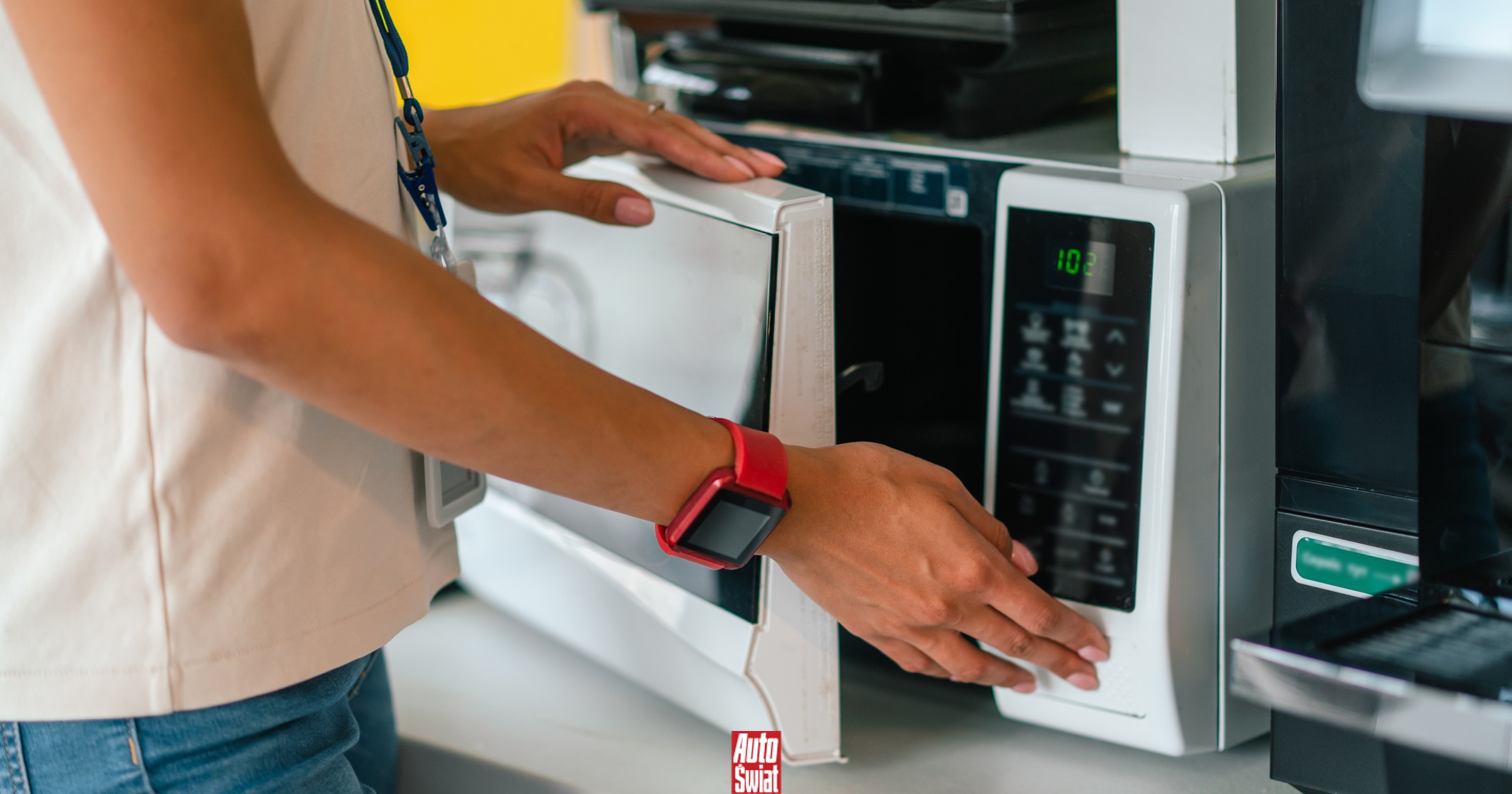 Kluczyki w mikrofalówce? Nietypowy sposób na ochronę samochodu przed kradzieżą