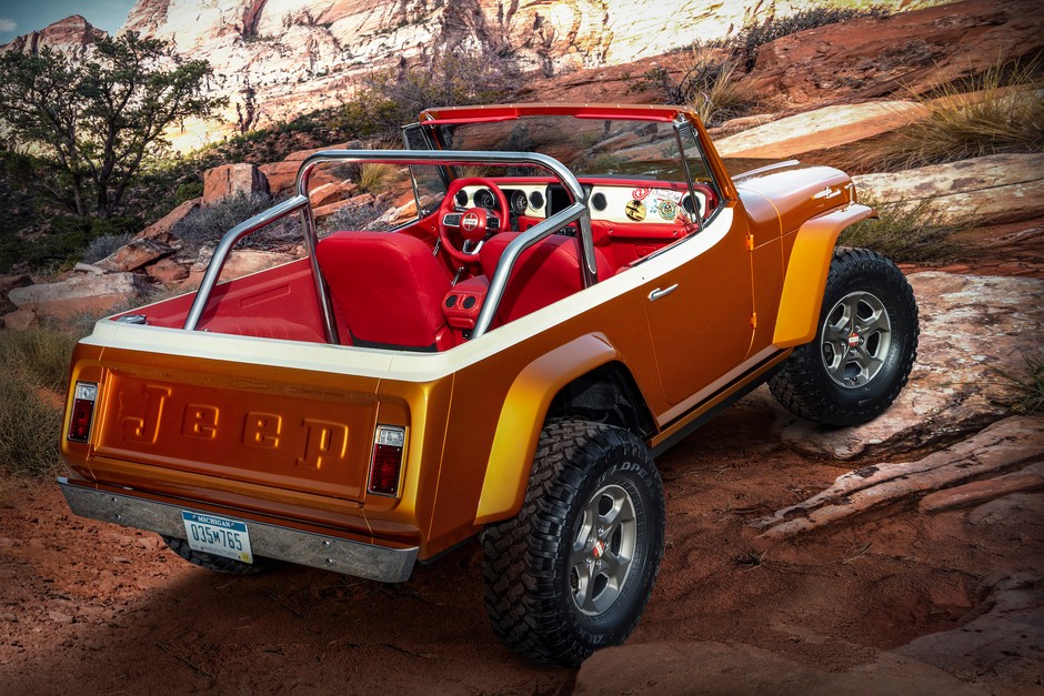 13 Jeepster Beach