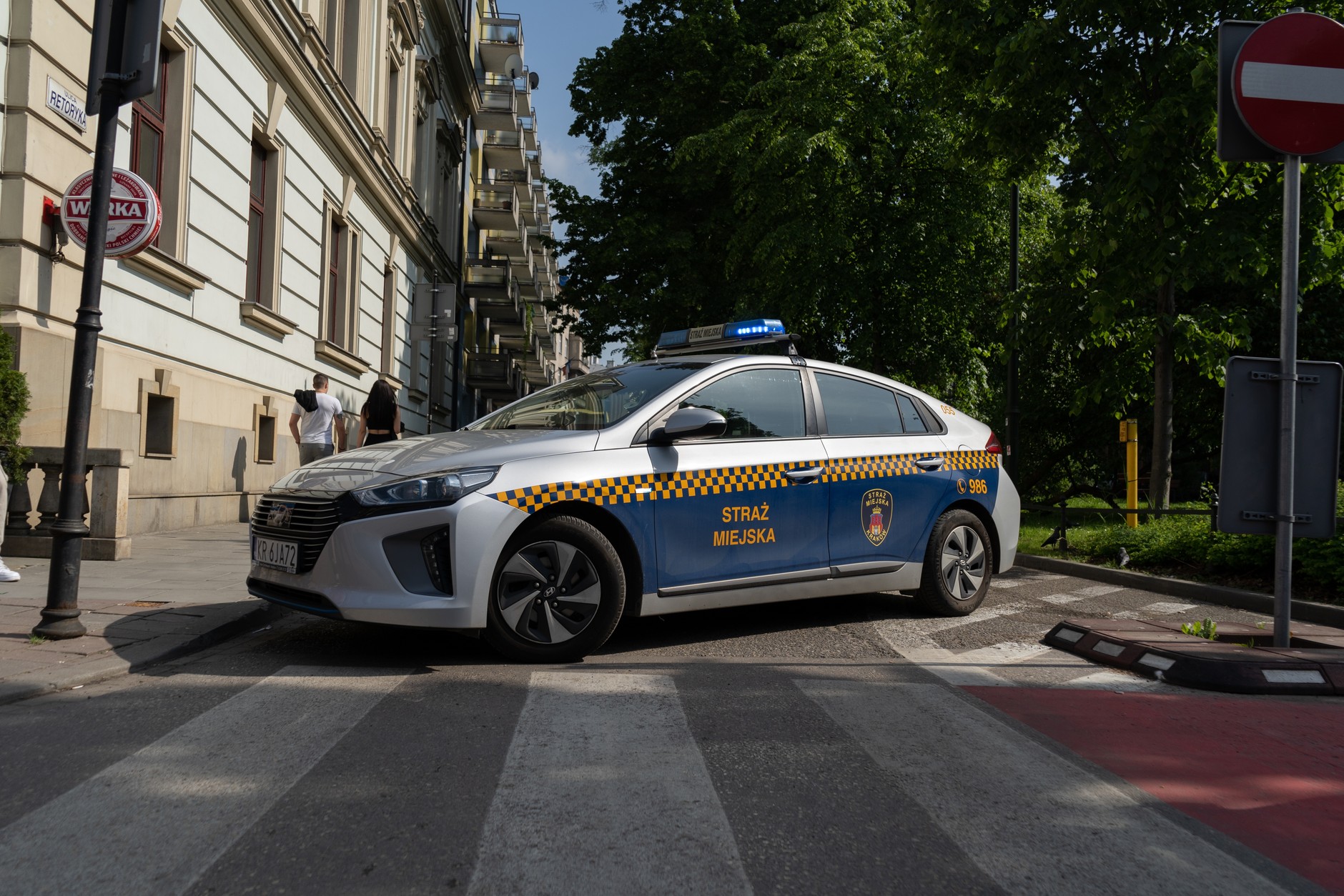 Strażnicy miejscy mogą karać za wykroczenia związane z wjazdem do stref czystego transportu.