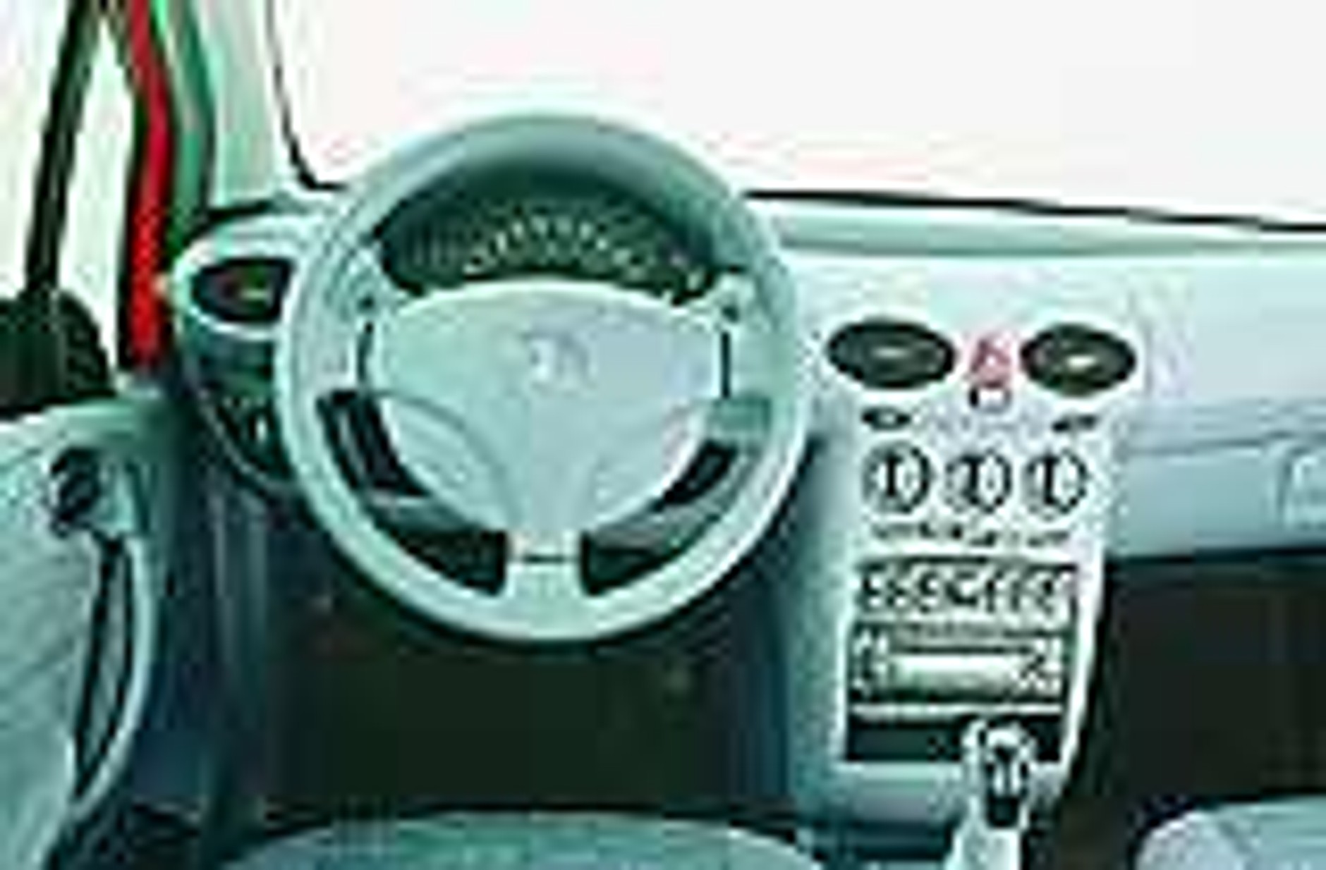 Bezawaryjnie, ale skrzypiąc i klekocząc