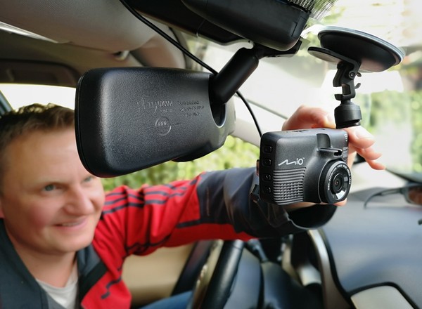 Test MIO MiVue 792 – ponad 700 zł za wideorejestrator
