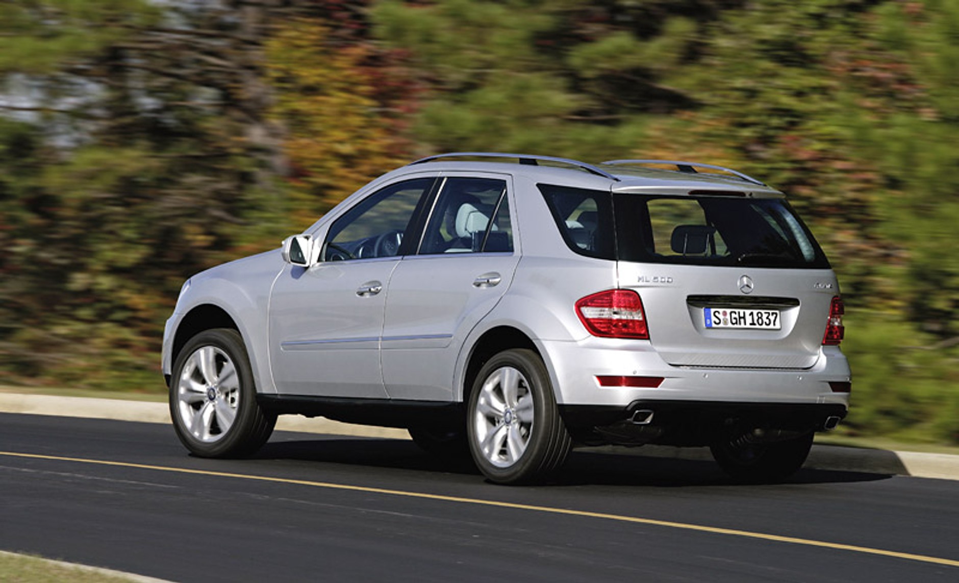 Mercedes-Benz M: facelifting stuttgarckiego SUV-a