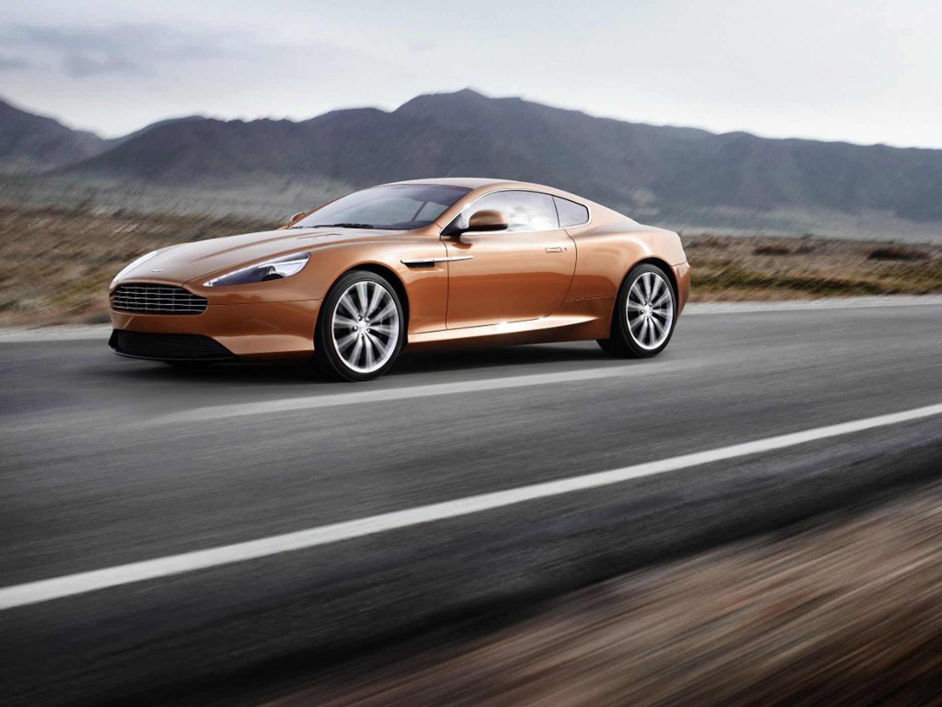 Aston Martin Virage powraca