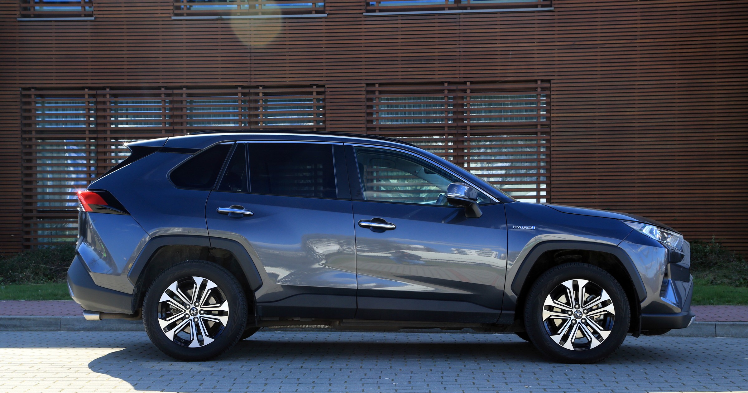 Toyota RAV4 2.5 Hybrid AWD-i