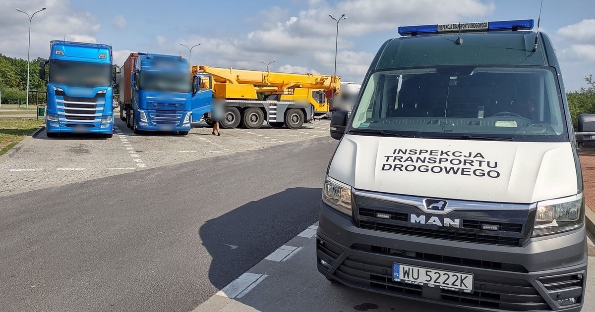 Samochód inspekcji transportu drogowego